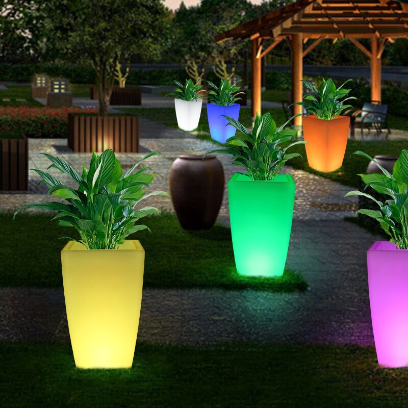LED Flower Pots Outdoor | Plastic led flower pots light up pots lighting pot PE Material and High square shape RGB LED planter LED Flower Pot