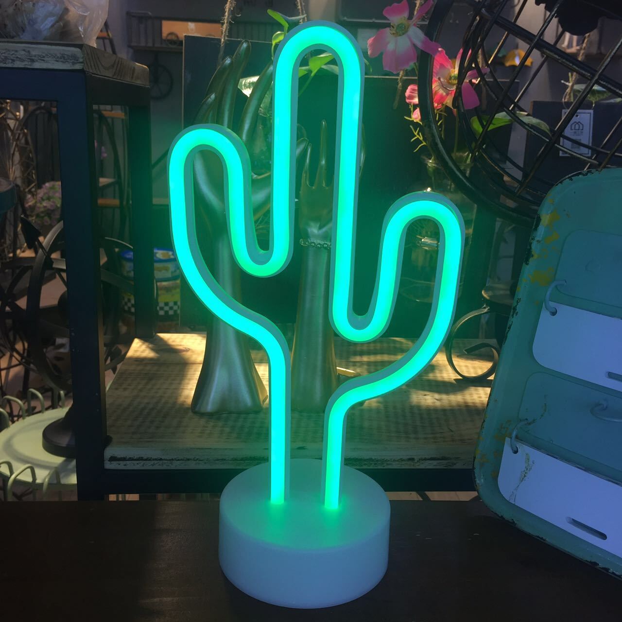 Cactus LED Neon Sign | Cactus Neon Signs LED Neon Light Sign with Holder Base for Party Supplies Neon Table Lamp