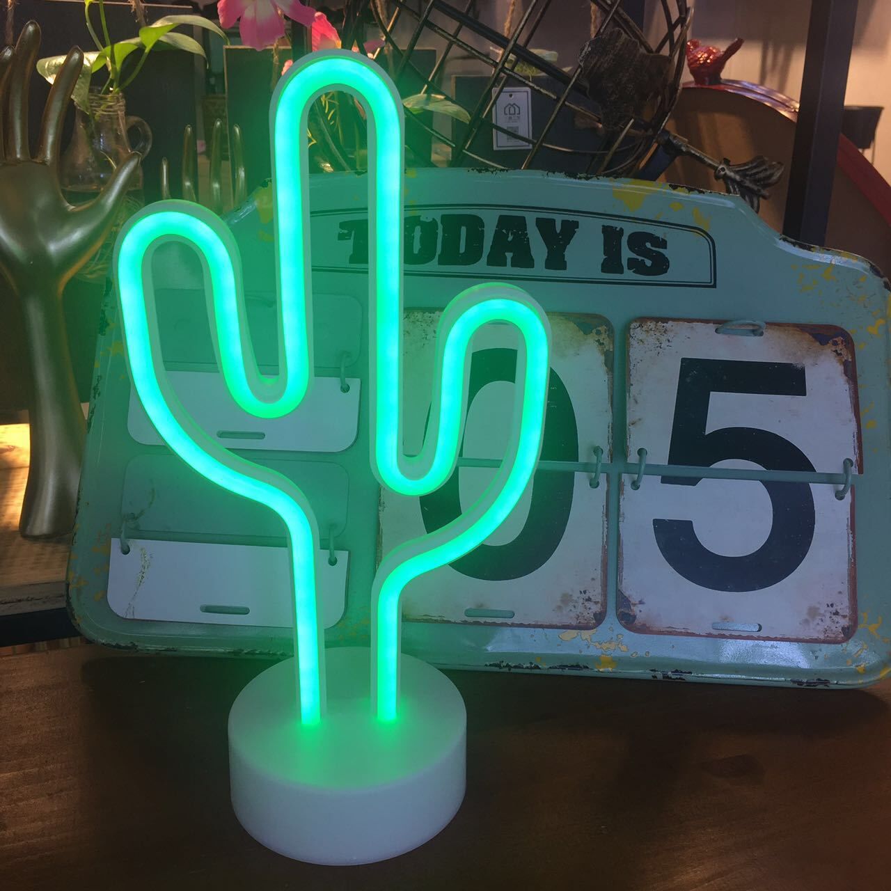 LED Cactus Neon SignS | Cactus Neon Signs LED Neon Light Sign with Holder Base for Party Supplies Neon Table Lamp