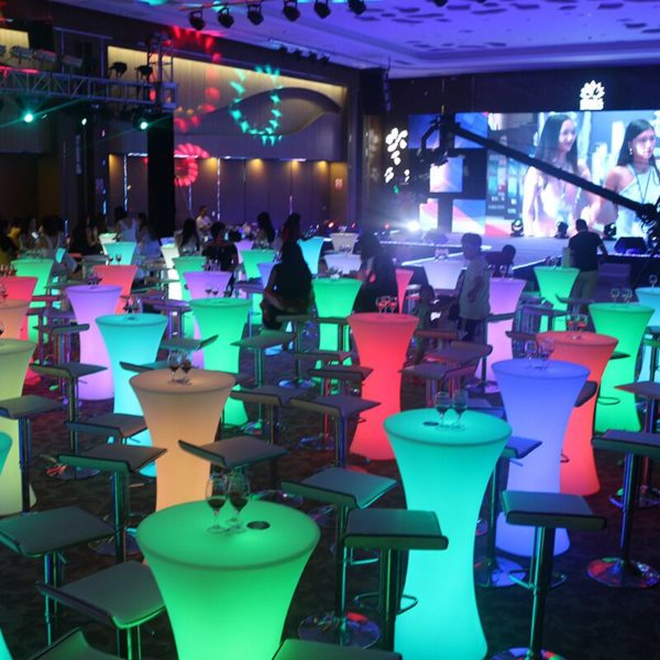 | Glowing LED Bar Furniture Light up Cocktail Table and Chairs Illuminated Waterproof LED Bar Table