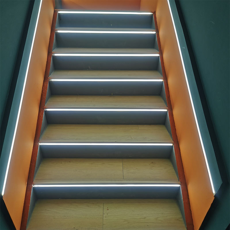 Lumières d'escalier à DEL | Contrôleur de lumière LED d'escalier Bluetooth automatique capteur de corps humain contrôleur de lumière d'escalier intelligent