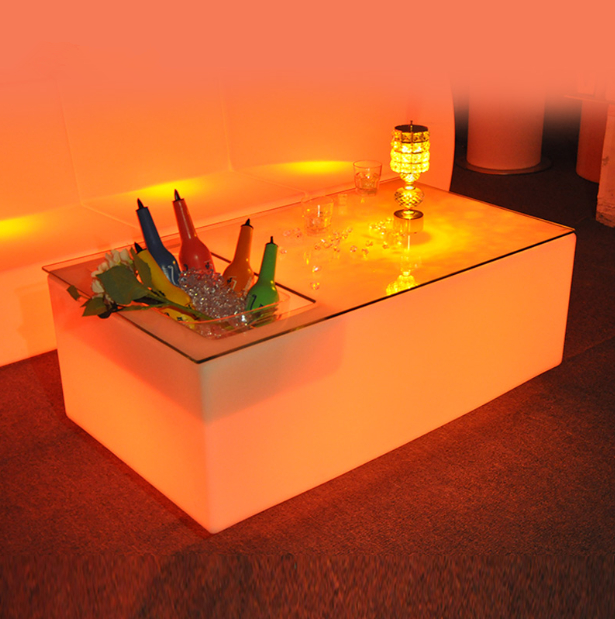 mesa de cubo de hielo led | Mesa de billar iluminada con LED para exteriores de estilo inglés con cubo de hielo que brilla en los muebles oscuros